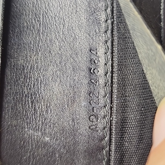 Salvatore Farrigamo Black Designer Embossed Leather Bag With COA - Picture 14 of 15